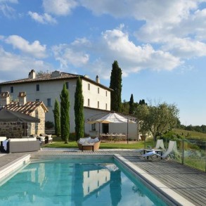 Luxury villa for rent in Siena Tuscany