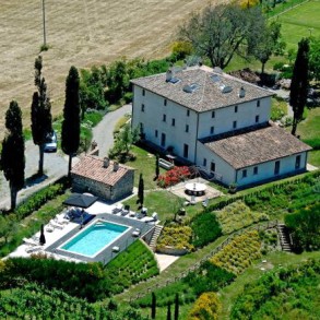 Luxury villa for rent in Siena Tuscany