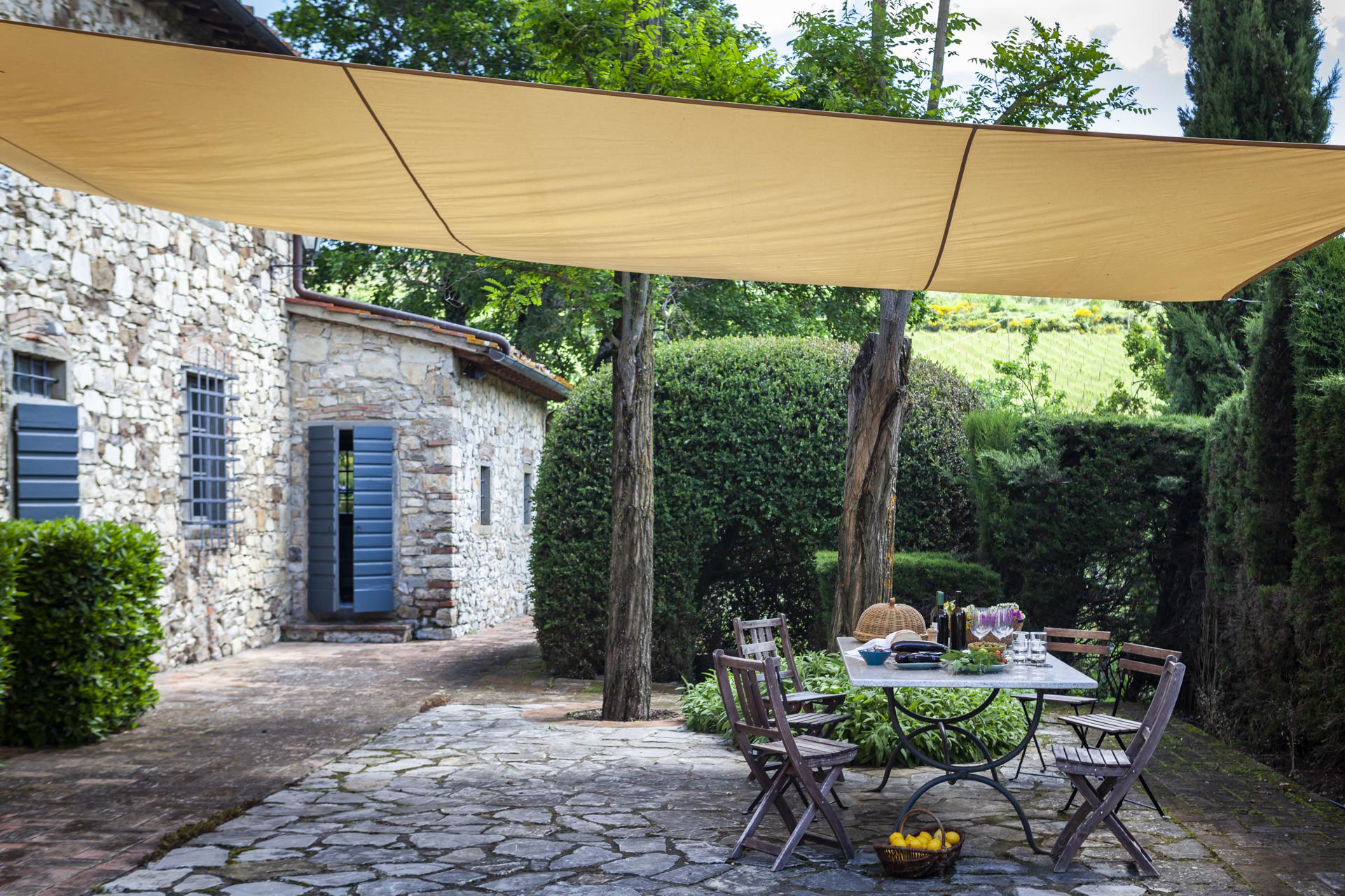 144-outdoor-dining - Italian Town and Country